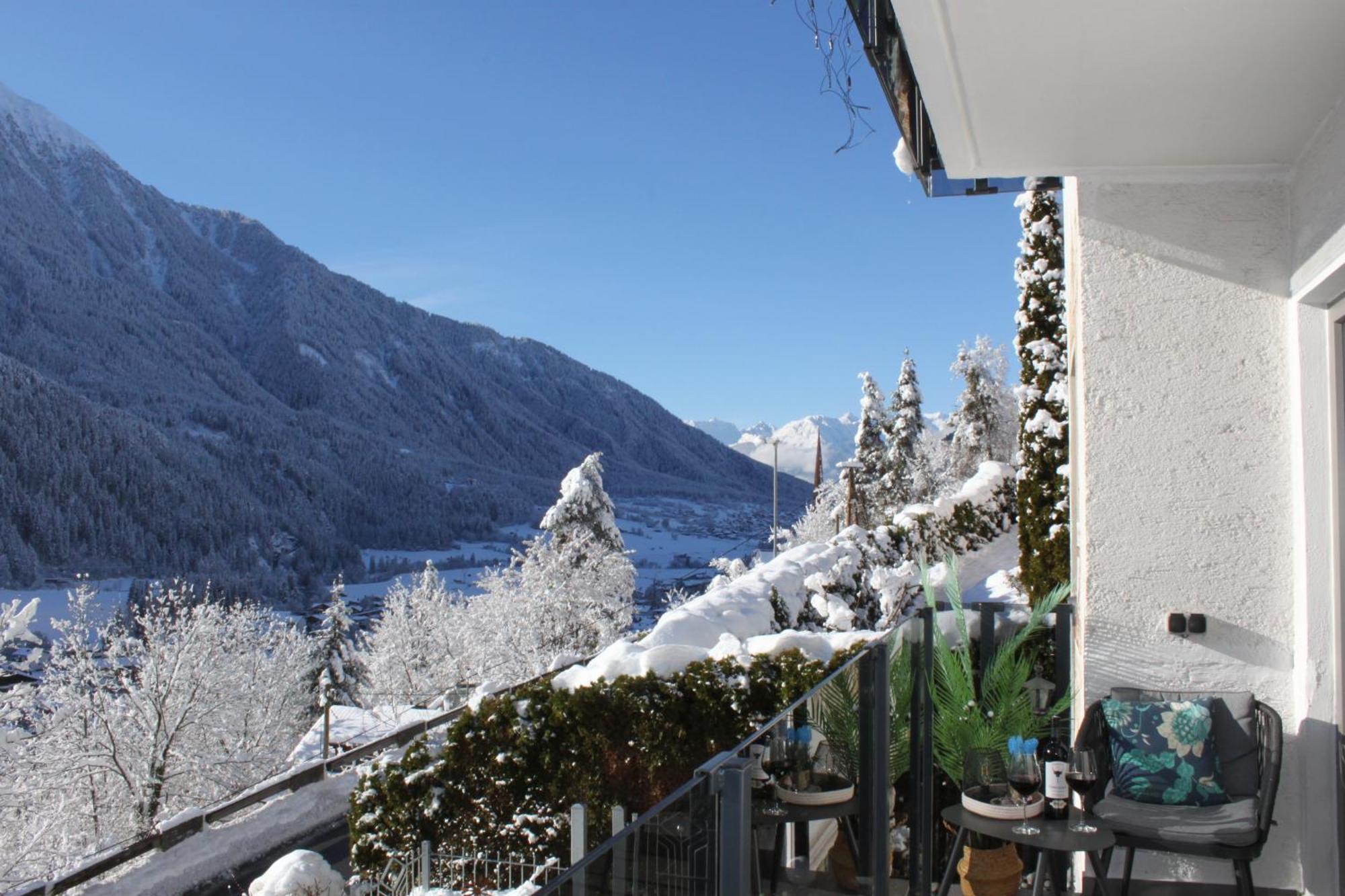 Panorama Appartements Mora Oetz Exterior foto